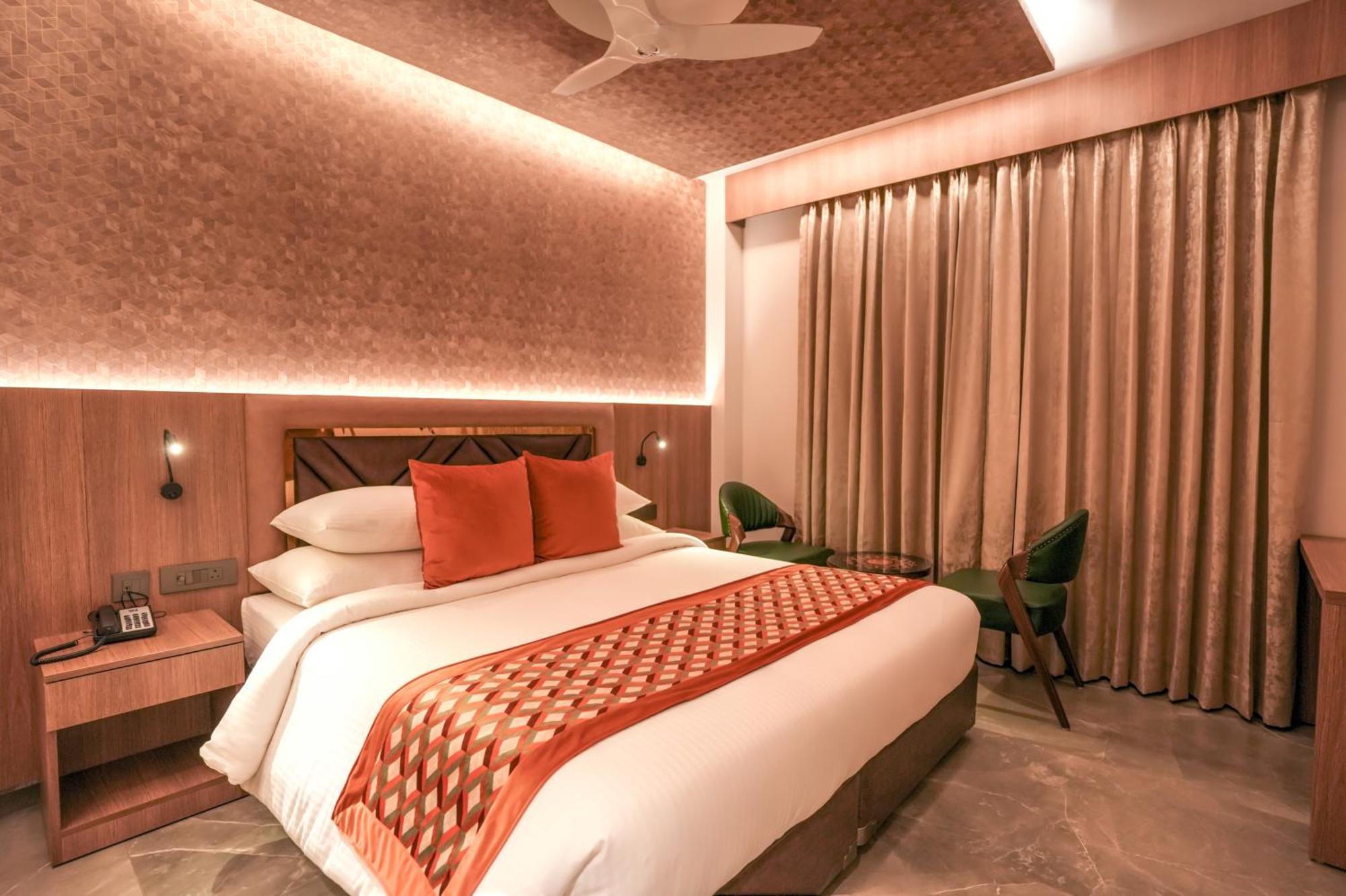 Rj Hotel - Managed By Atithi House Greater Noida Exteriér fotografie