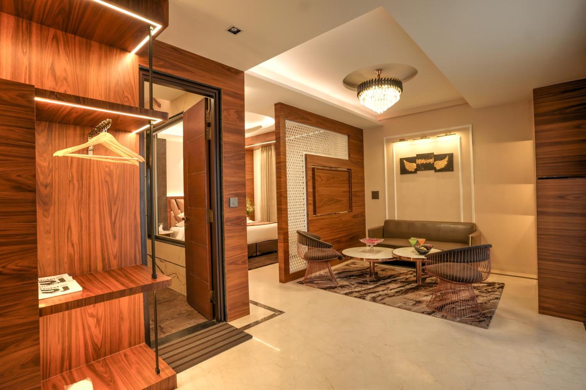 Rj Hotel - Managed By Atithi House Greater Noida Exteriér fotografie